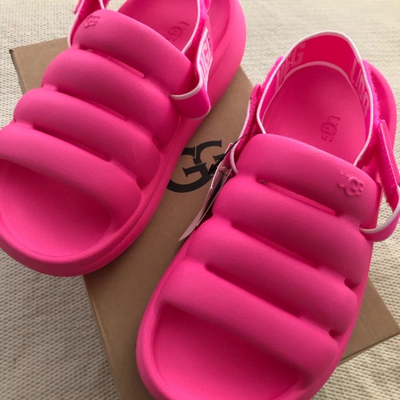 NWT UGG Sport Yeah Sandals Girls Size 6 Taffy Pink Slides Logo Ankle Strap - Picture 4 of 4